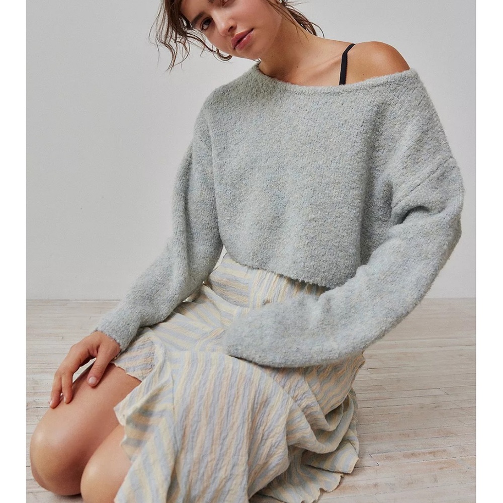 Urban Outfitters Kimchi Blue Juniper Boucle Knit
Jumper Sweater